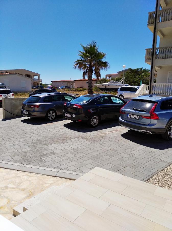 Apartmani Darija Vir Εξωτερικό φωτογραφία