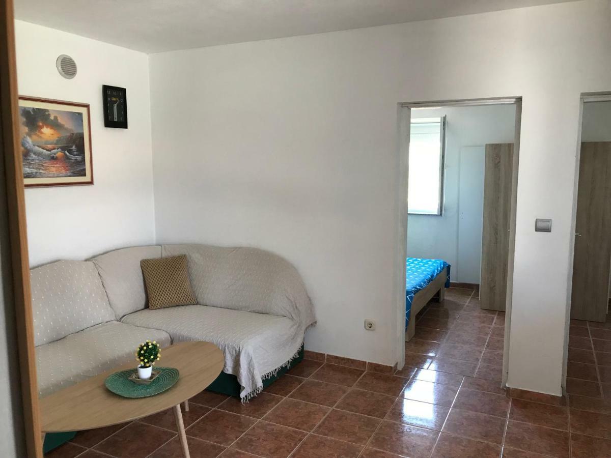 Apartmani Darija Vir Εξωτερικό φωτογραφία