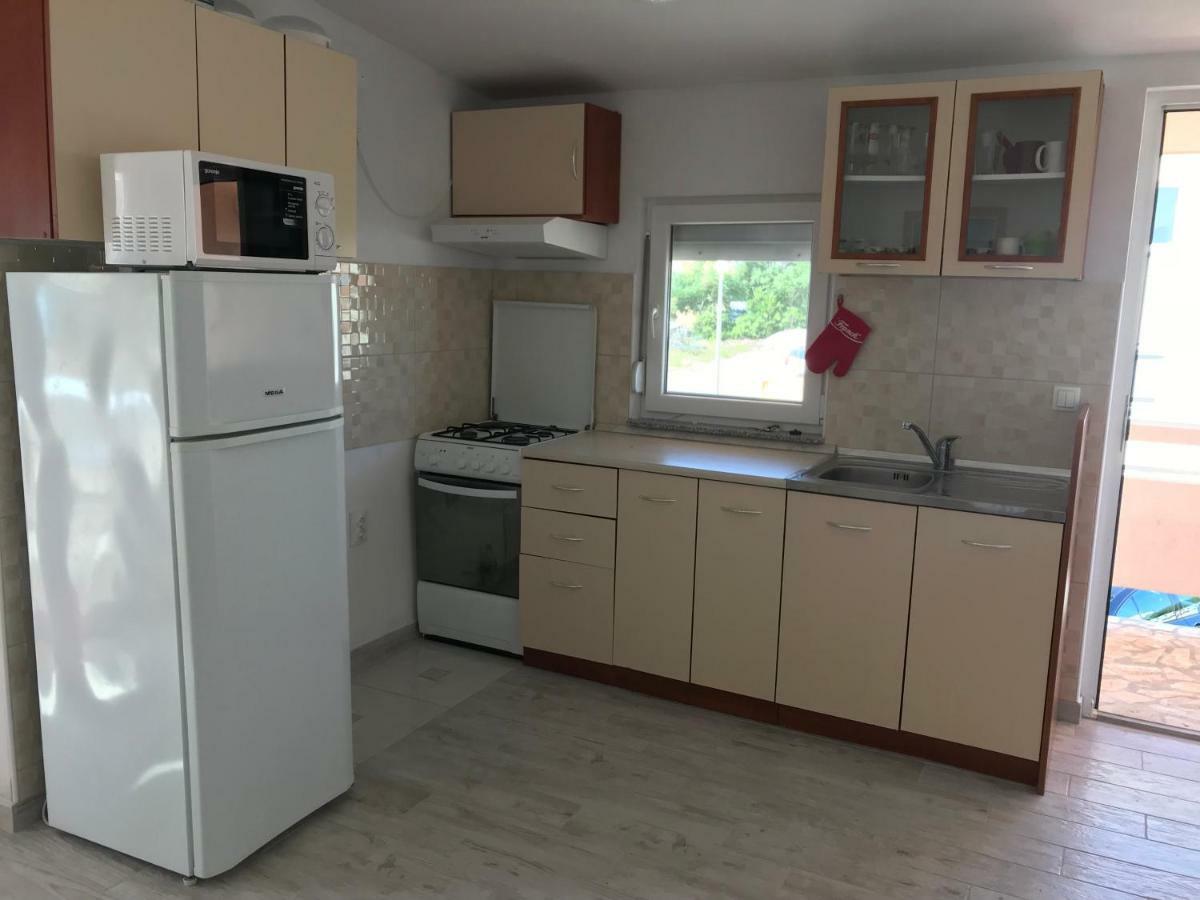 Apartmani Darija Vir Εξωτερικό φωτογραφία