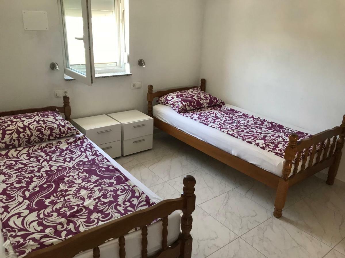 Apartmani Darija Vir Εξωτερικό φωτογραφία